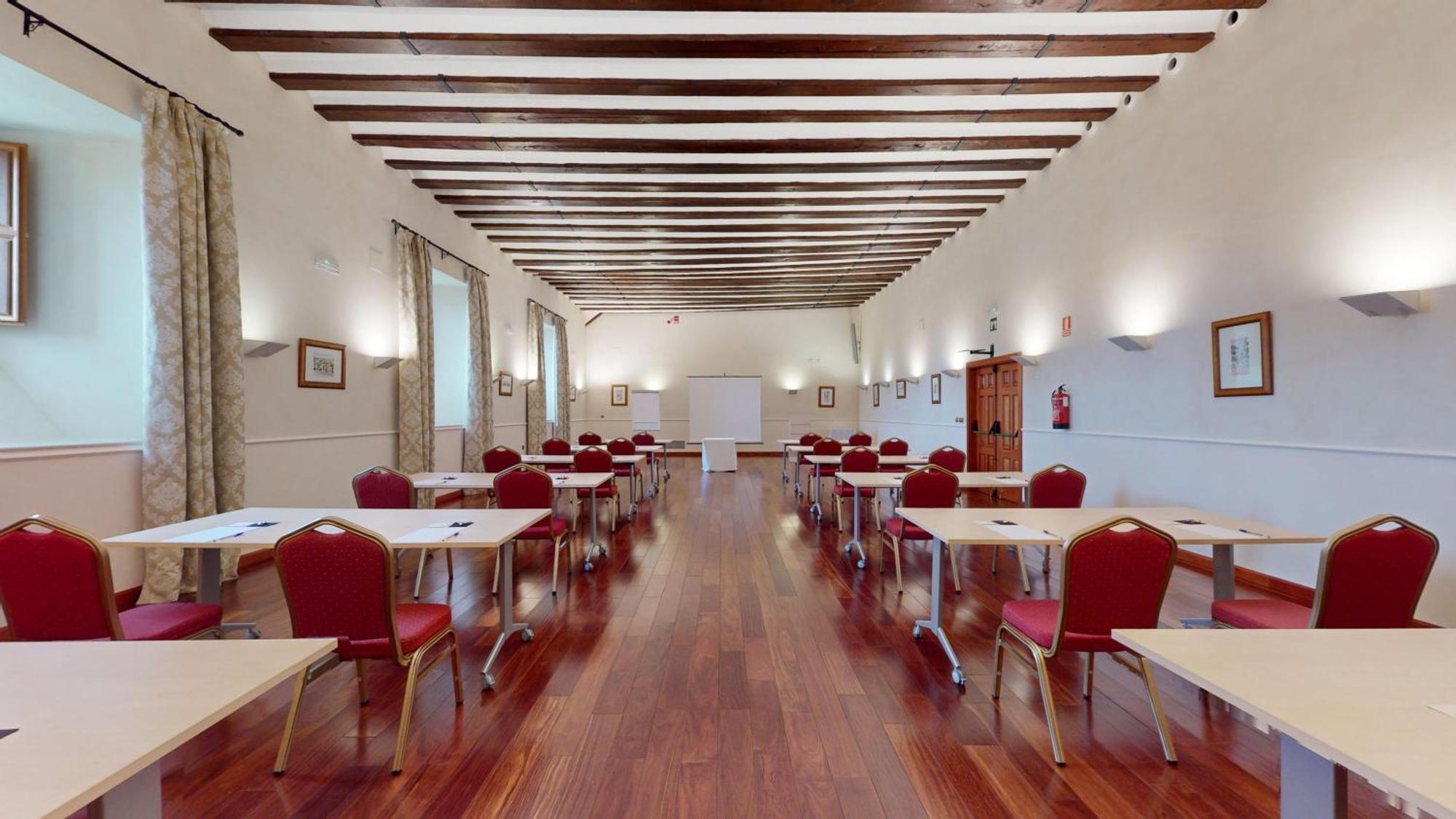 Azz Penafiel Las Claras Hotel & Spa Bagian luar foto