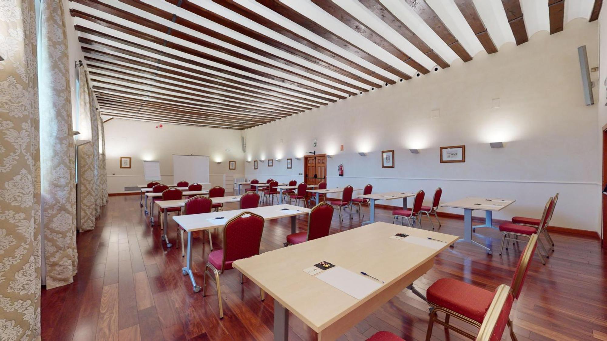 Azz Penafiel Las Claras Hotel & Spa Bagian luar foto