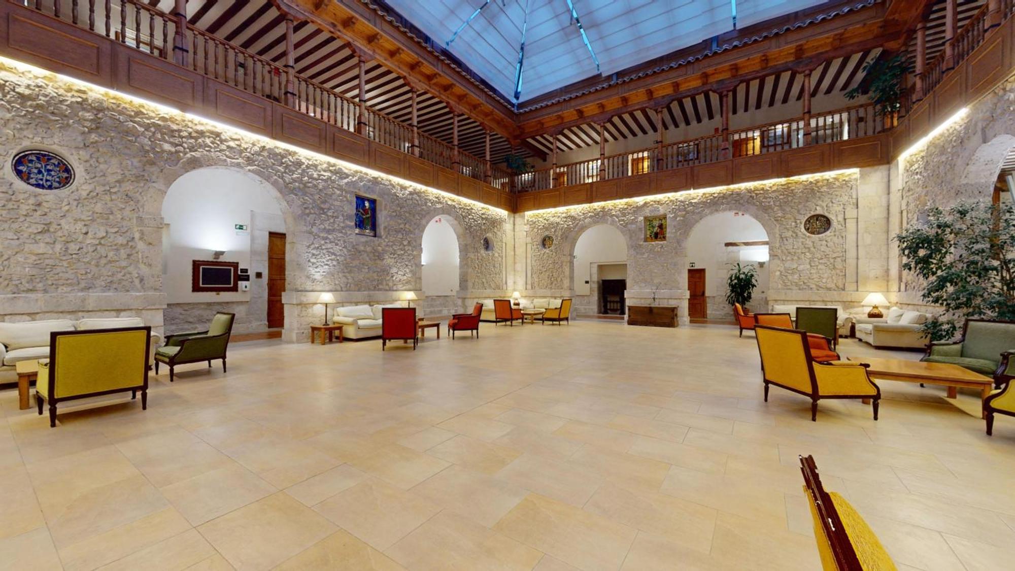 Azz Penafiel Las Claras Hotel & Spa Bagian luar foto